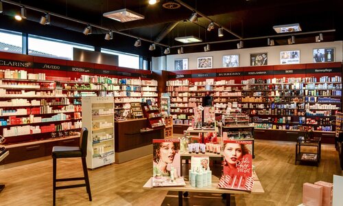 Apotheke Drogerie Parfumerie Leue