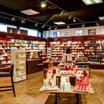 Apotheke Drogerie Parfumerie Leue